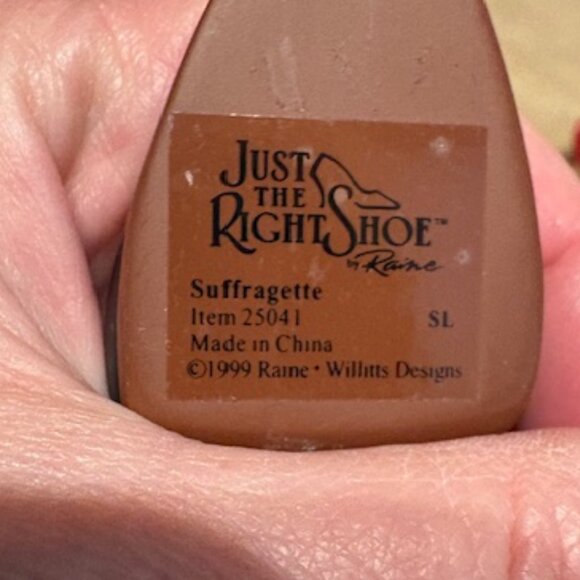 Vintage Just the Right Shoe Raine Suffragette Feminist Miniature 1999 #25041 - Picture 6 of 6